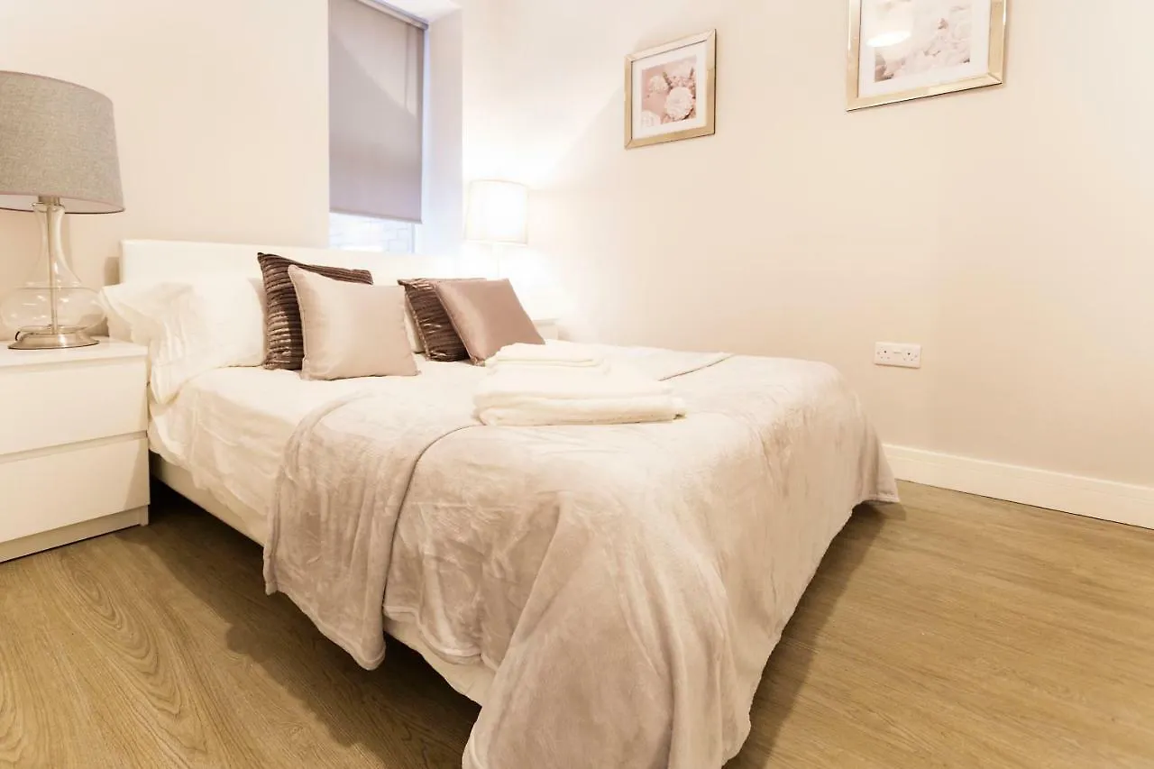 Apartment Elm St Home Cardiff