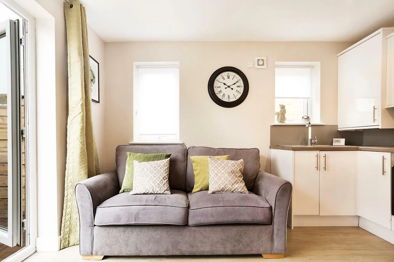 Elm St Home Cardiff United Kingdom
